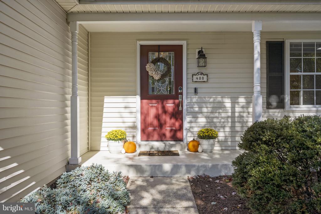 488 MONTALTO DRIVE