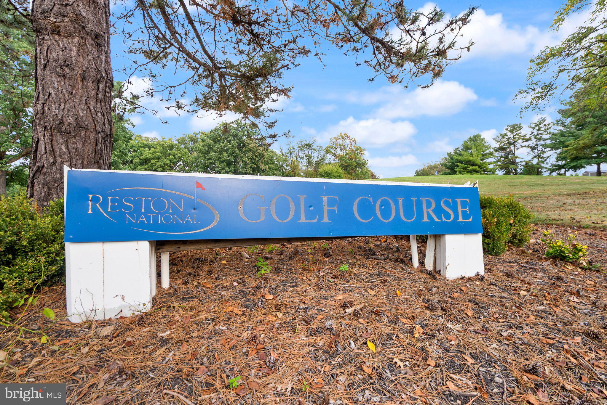 2042 ROYAL FERN COURT 1B