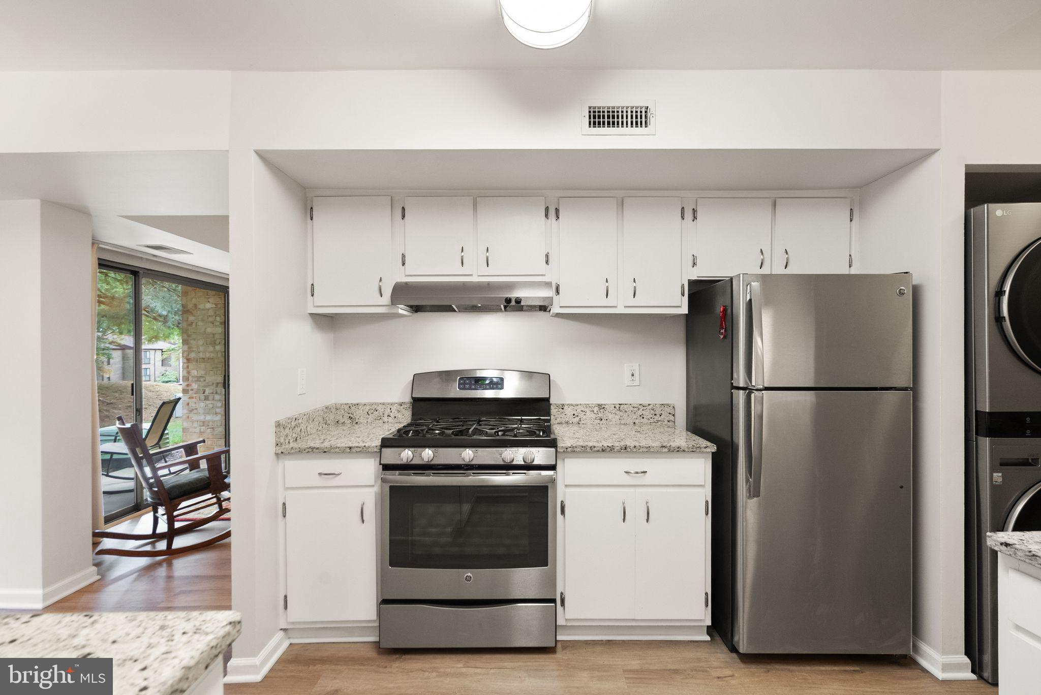 2042 ROYAL FERN COURT 1B