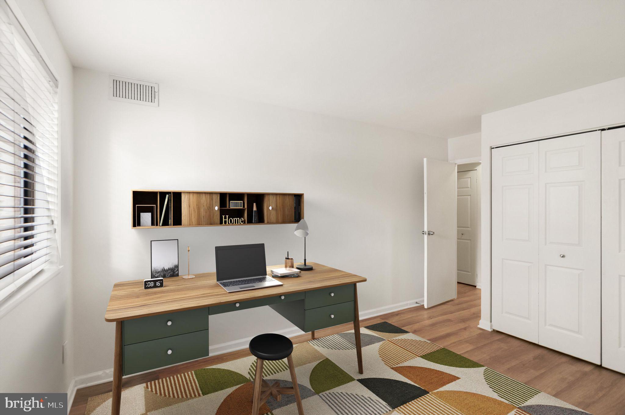 2042 ROYAL FERN COURT 1B