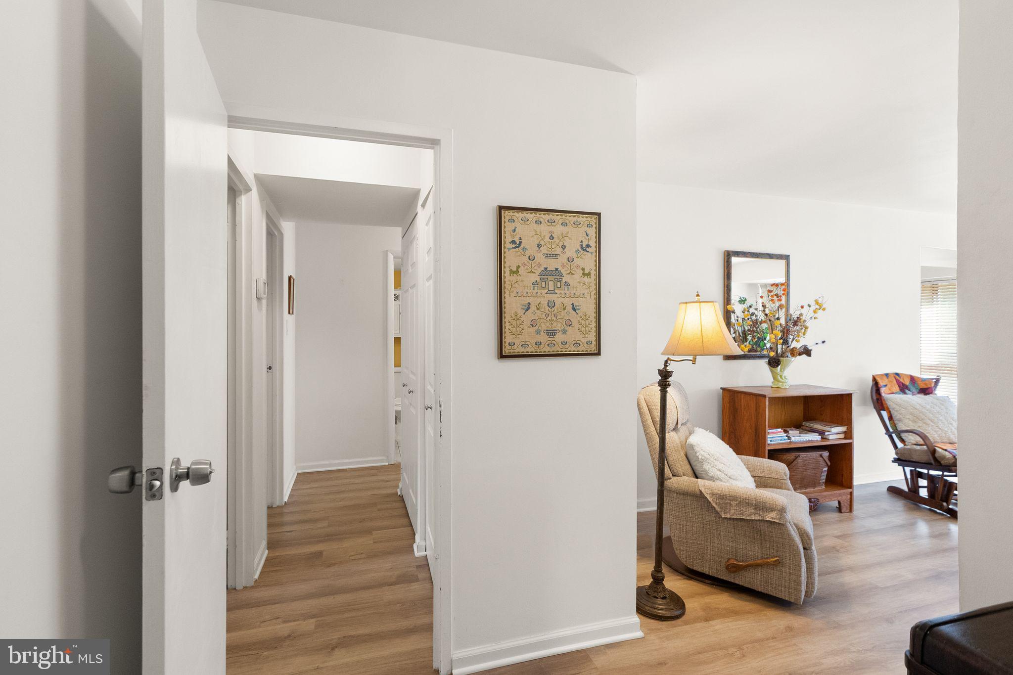 2042 ROYAL FERN COURT 1B