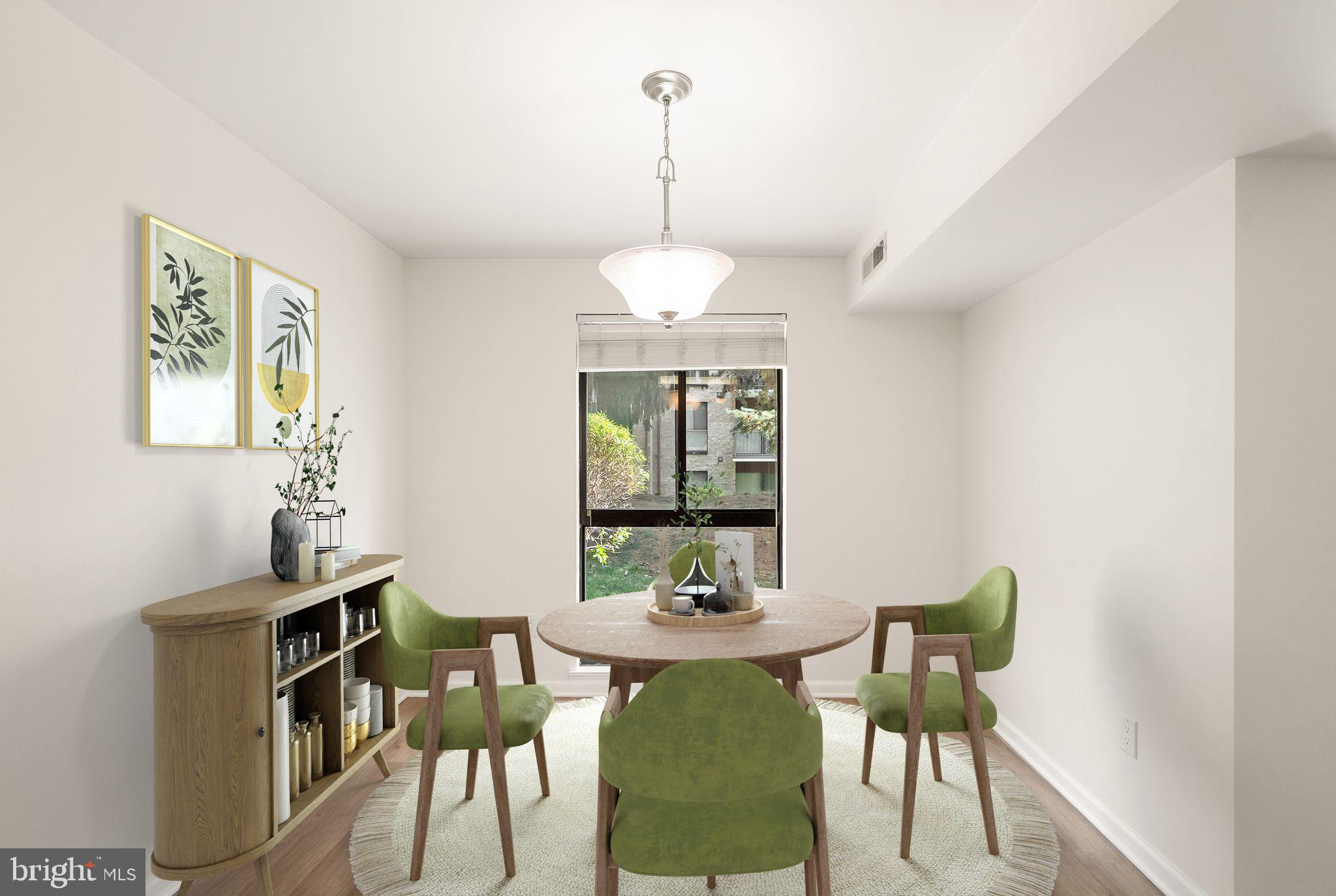 2042 ROYAL FERN COURT 1B