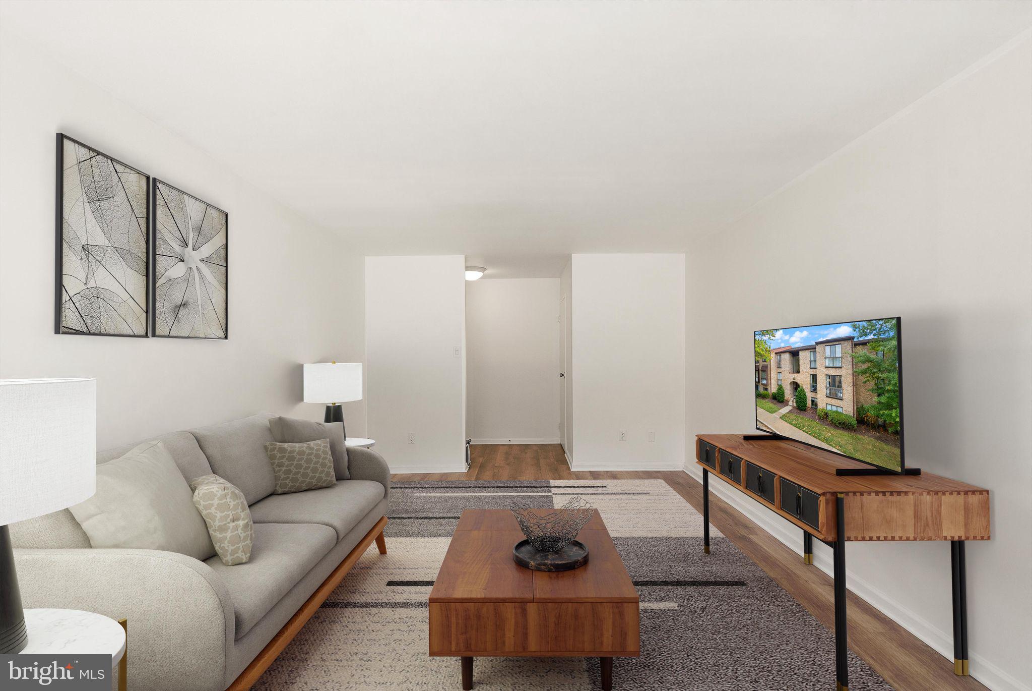 2042 ROYAL FERN COURT 1B