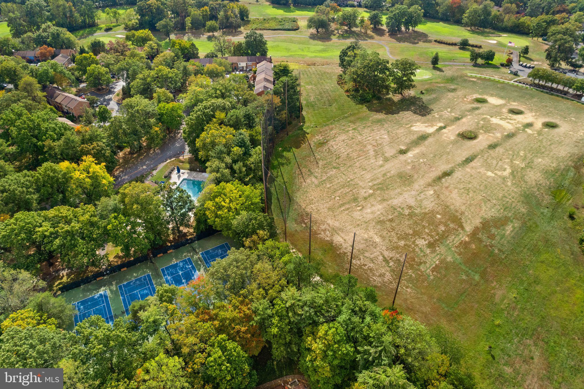 2042 ROYAL FERN COURT 1B