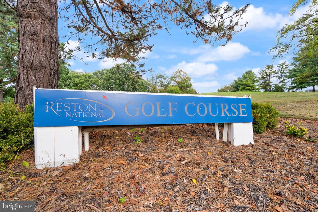 2042 ROYAL FERN COURT 1B