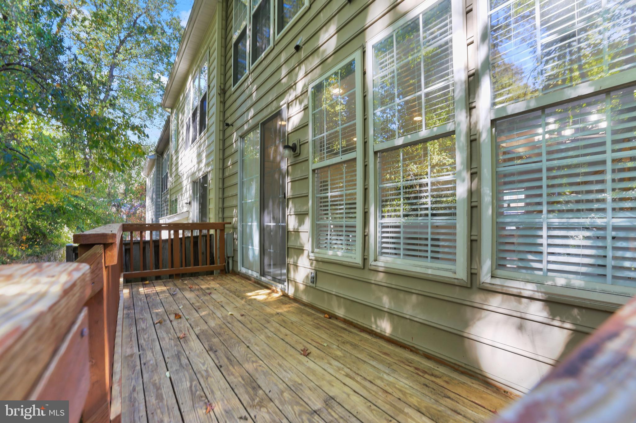 7725 HERITAGE WOODS WAY