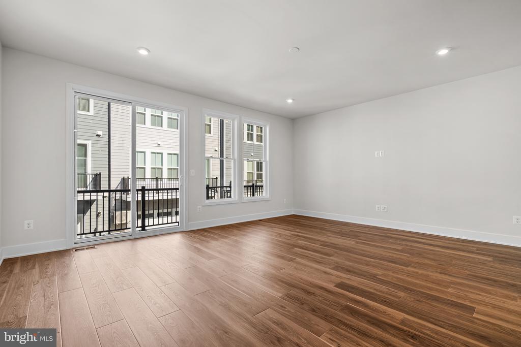 13928 AVIATION PLACE
