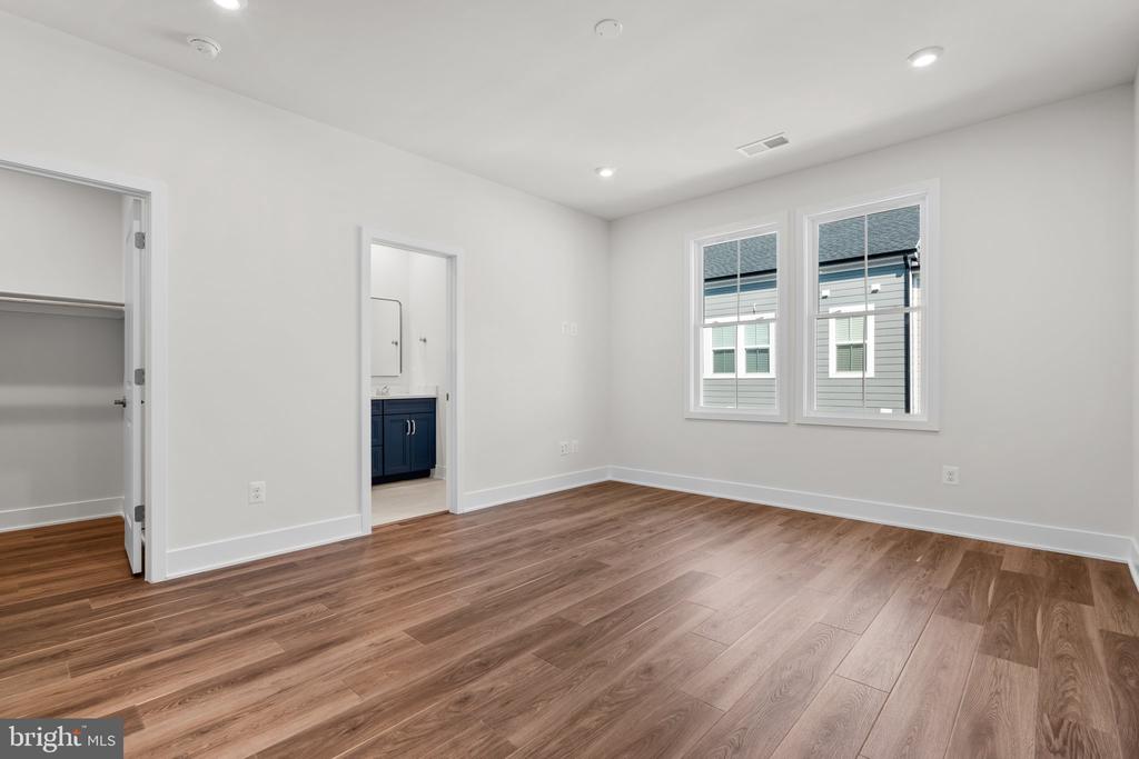 13928 AVIATION PLACE