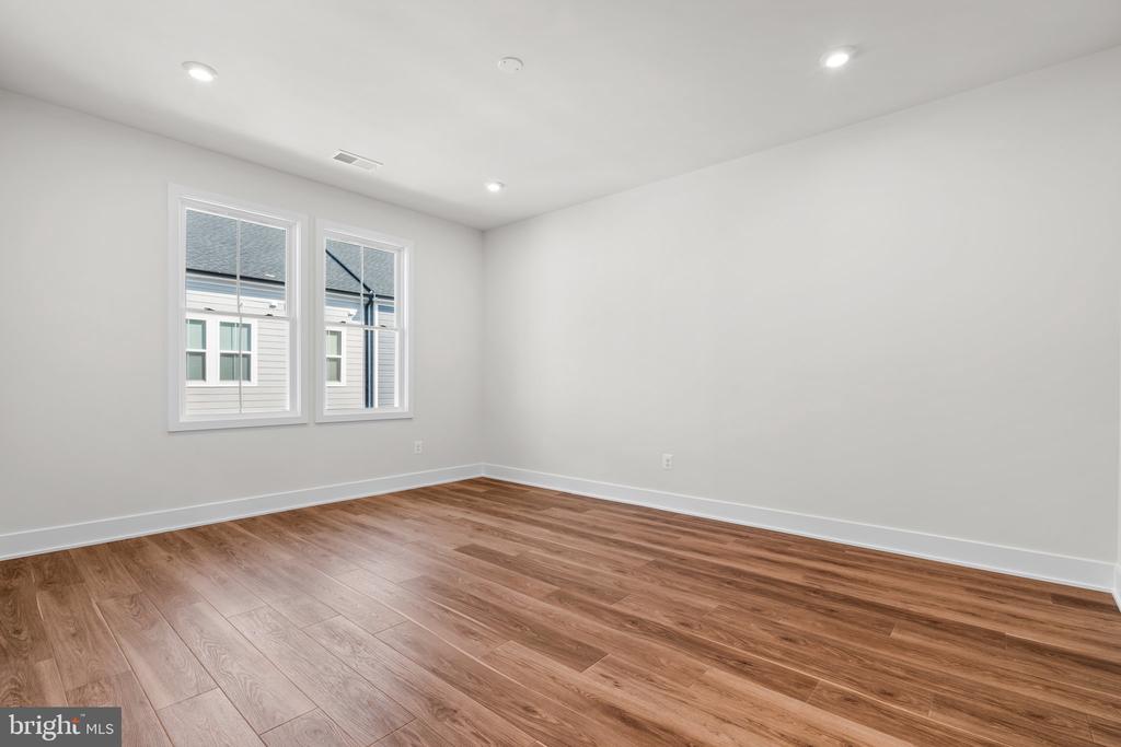 13928 AVIATION PLACE