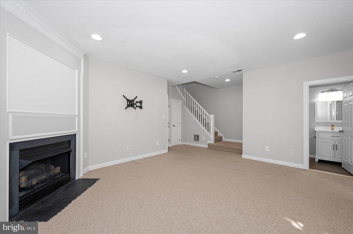 4576 FAIR VALLEY DRIVE