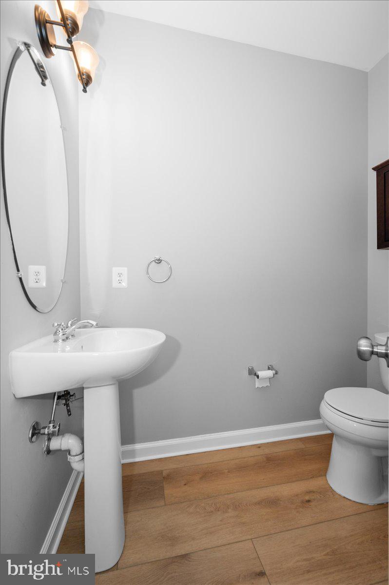 4576 FAIR VALLEY DRIVE