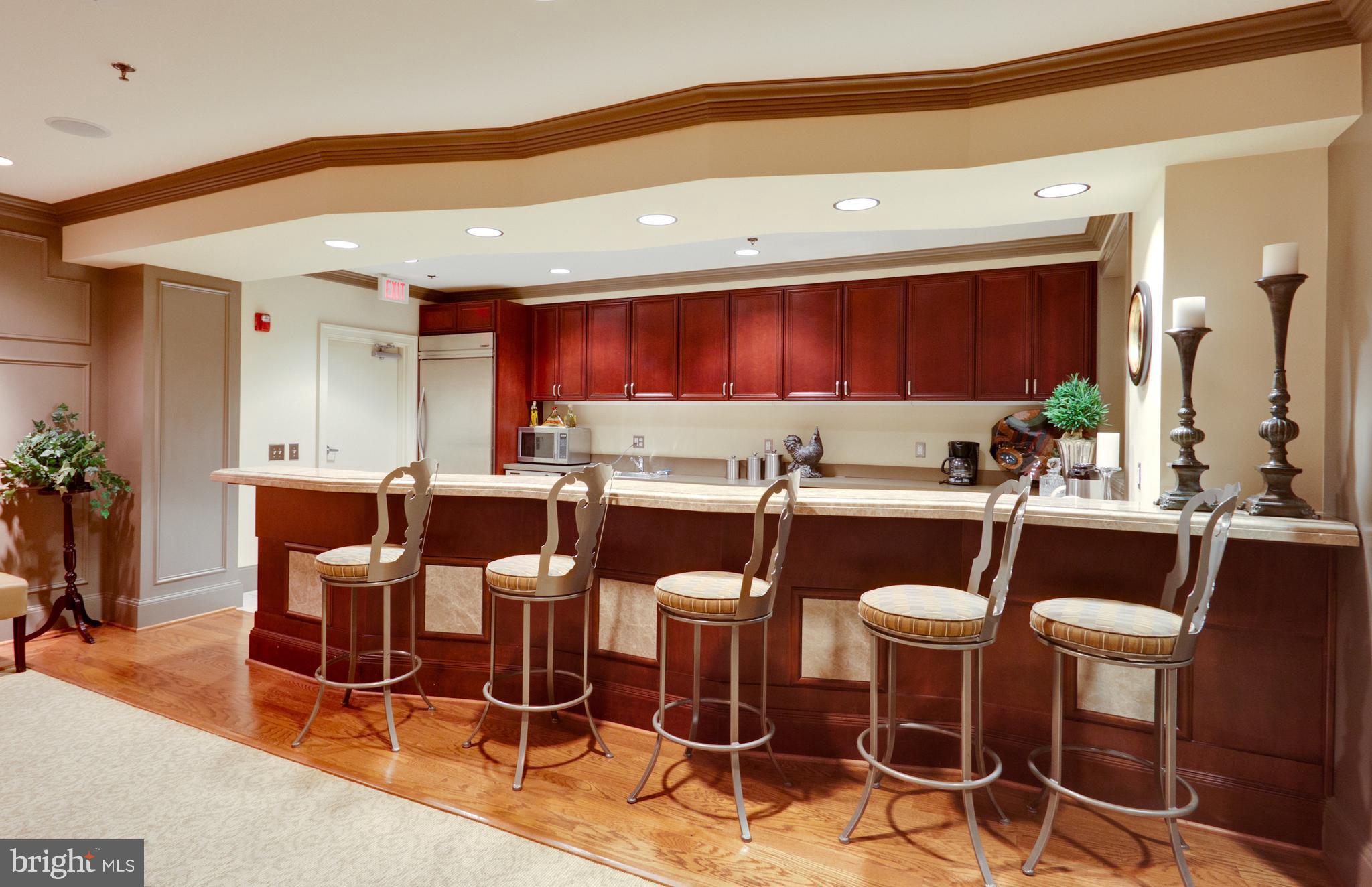 1450 EMERSON AVENUE 210