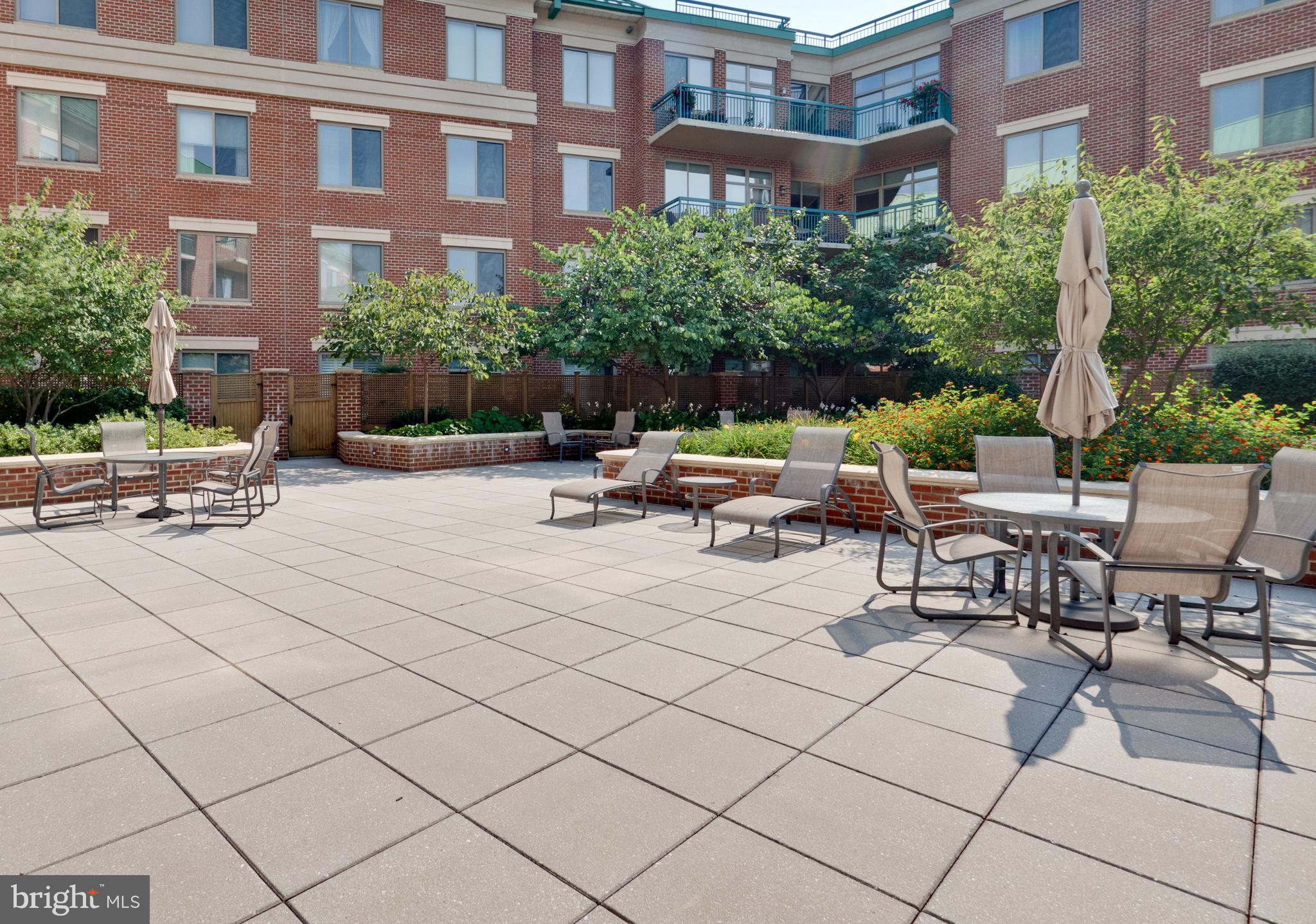 1450 EMERSON AVENUE 210