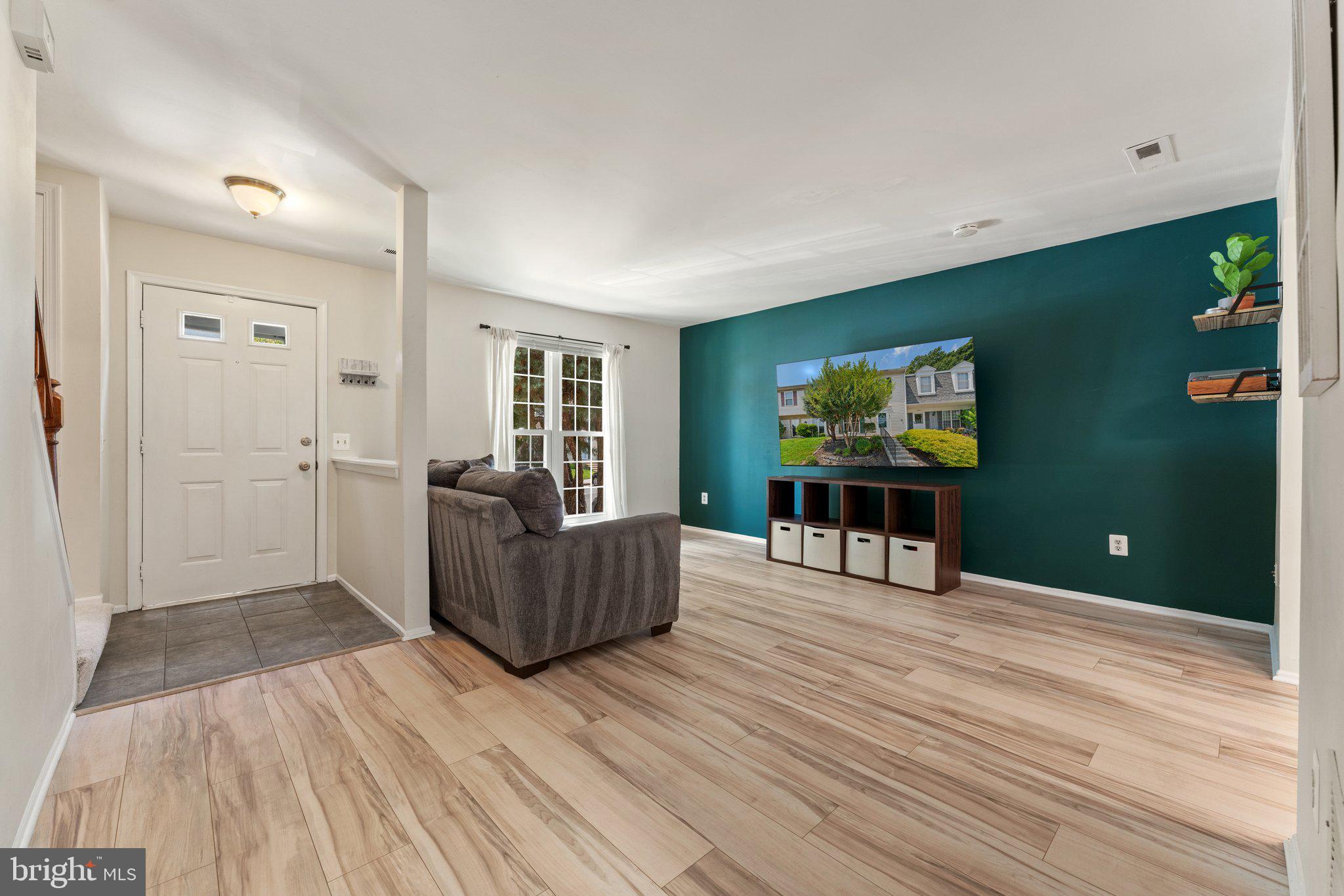 7656 STANA COURT