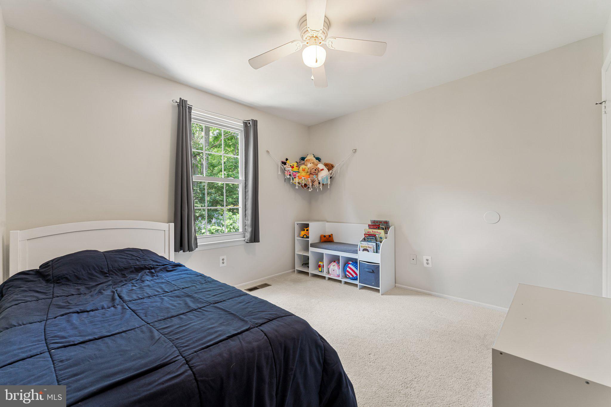 7656 STANA COURT