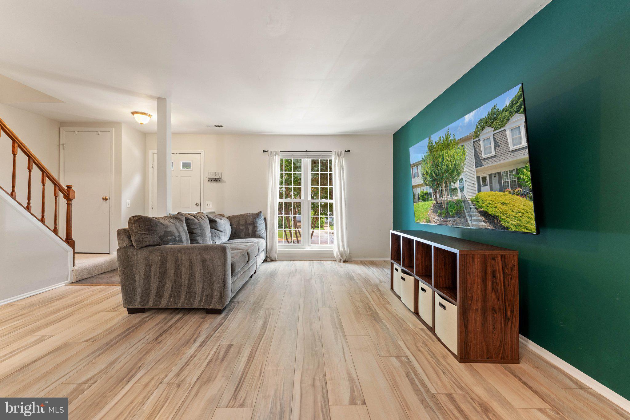 7656 STANA COURT