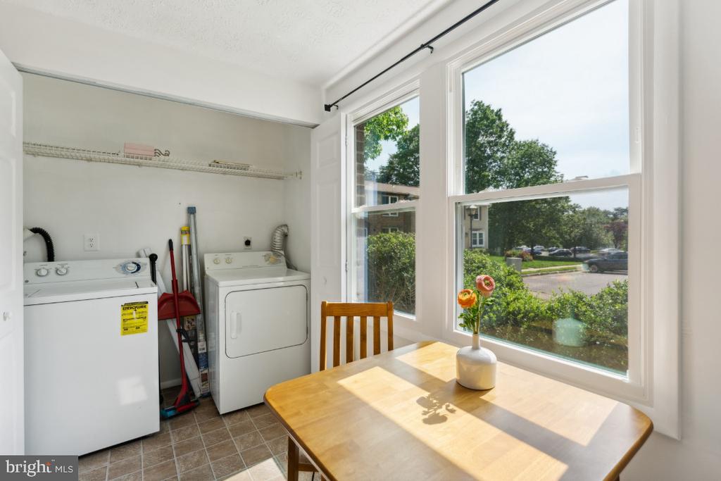 5543 HECATE COURT