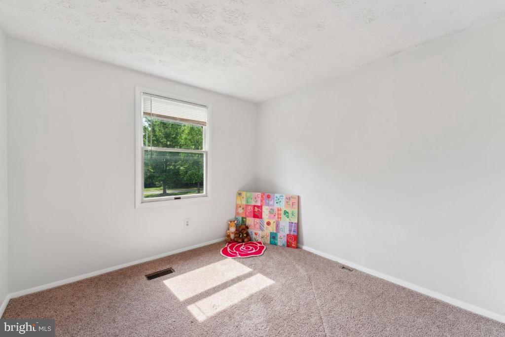 5543 HECATE COURT