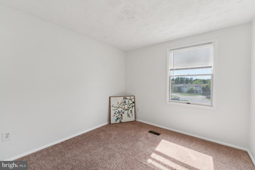 5543 HECATE COURT