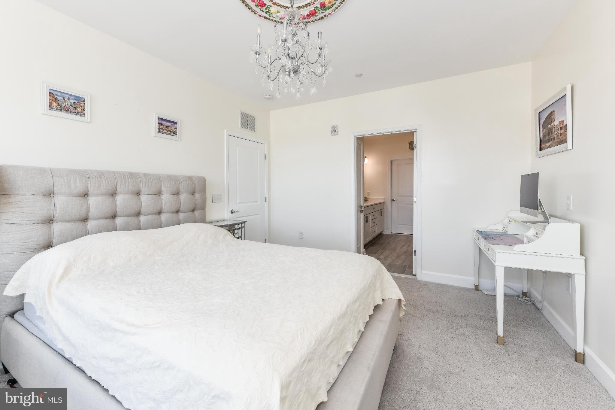 2960 VADEN DRIVE 2-406