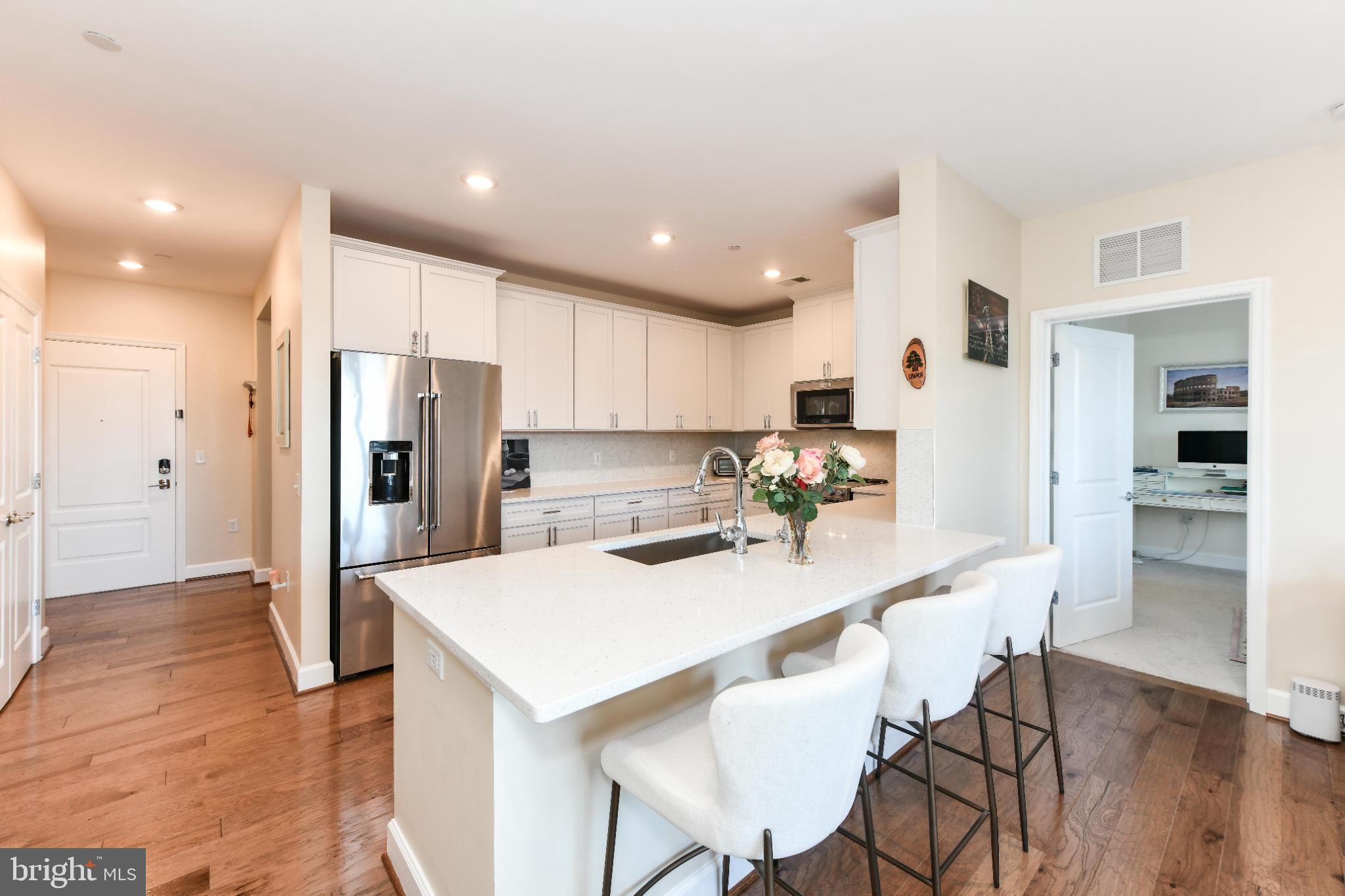 2960 VADEN DRIVE 2-406