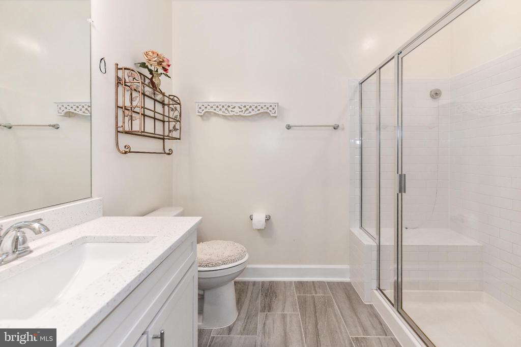 2960 VADEN DRIVE 2-406