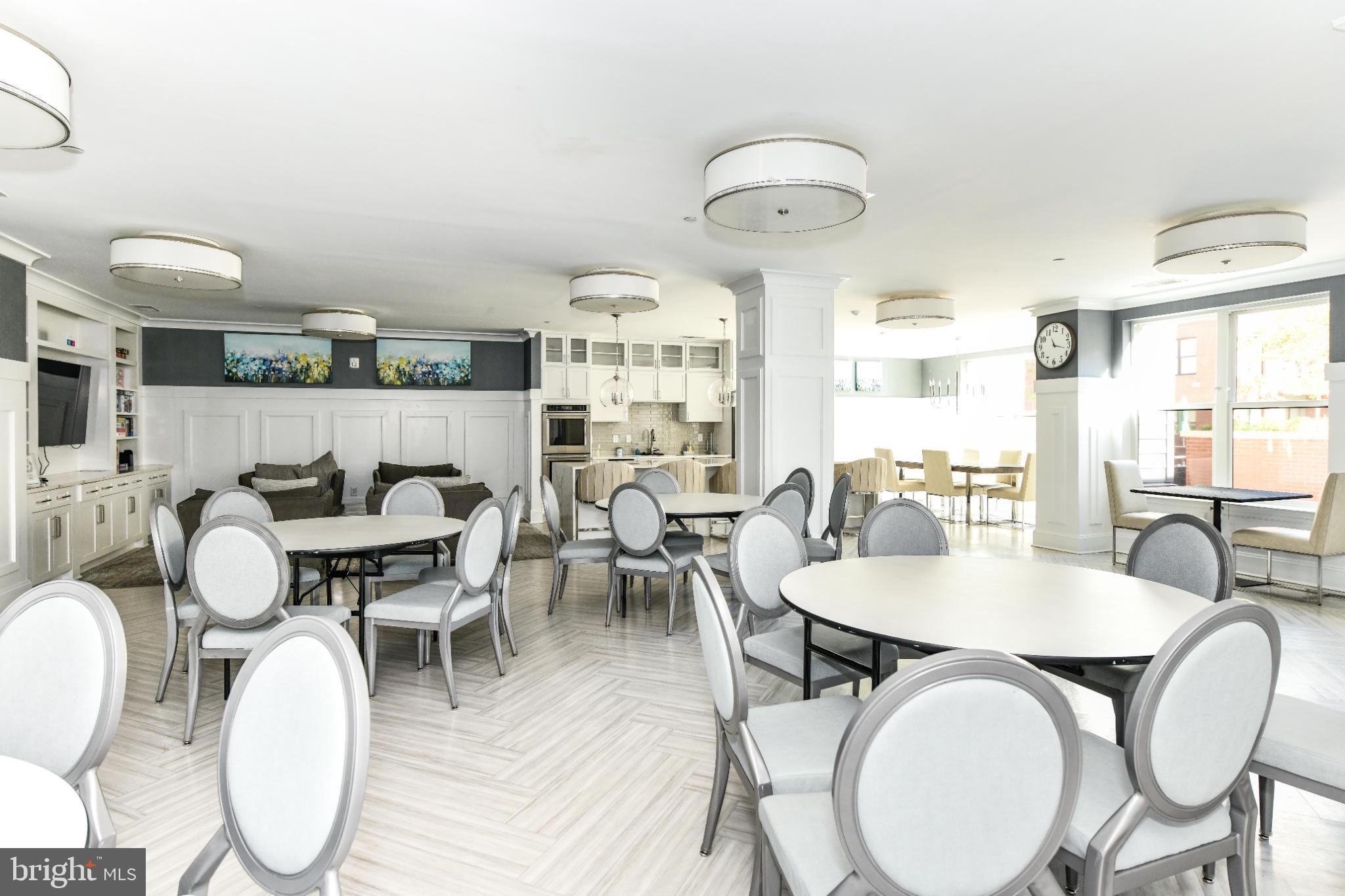 2960 VADEN DRIVE 2-406