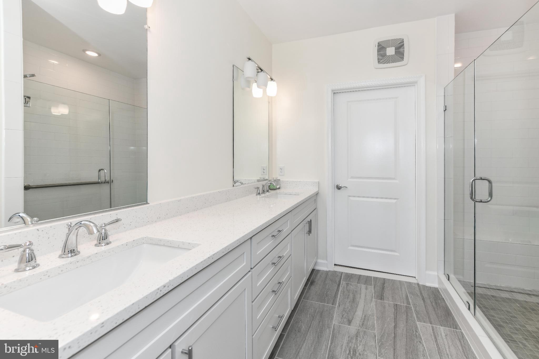 2960 VADEN DRIVE 2-406