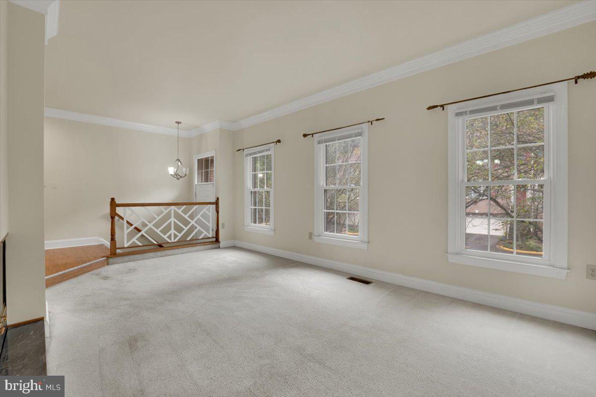 2904 OAKTON CREST PLACE