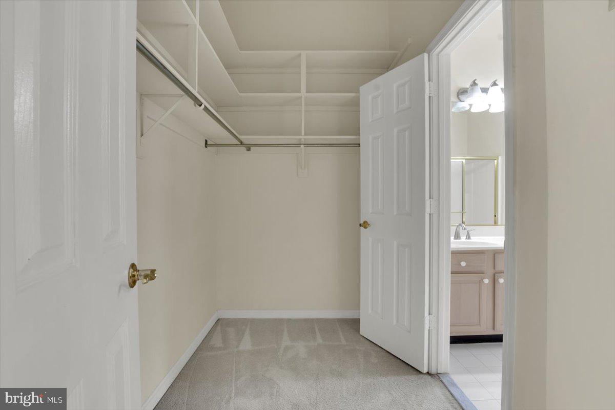 2904 OAKTON CREST PLACE