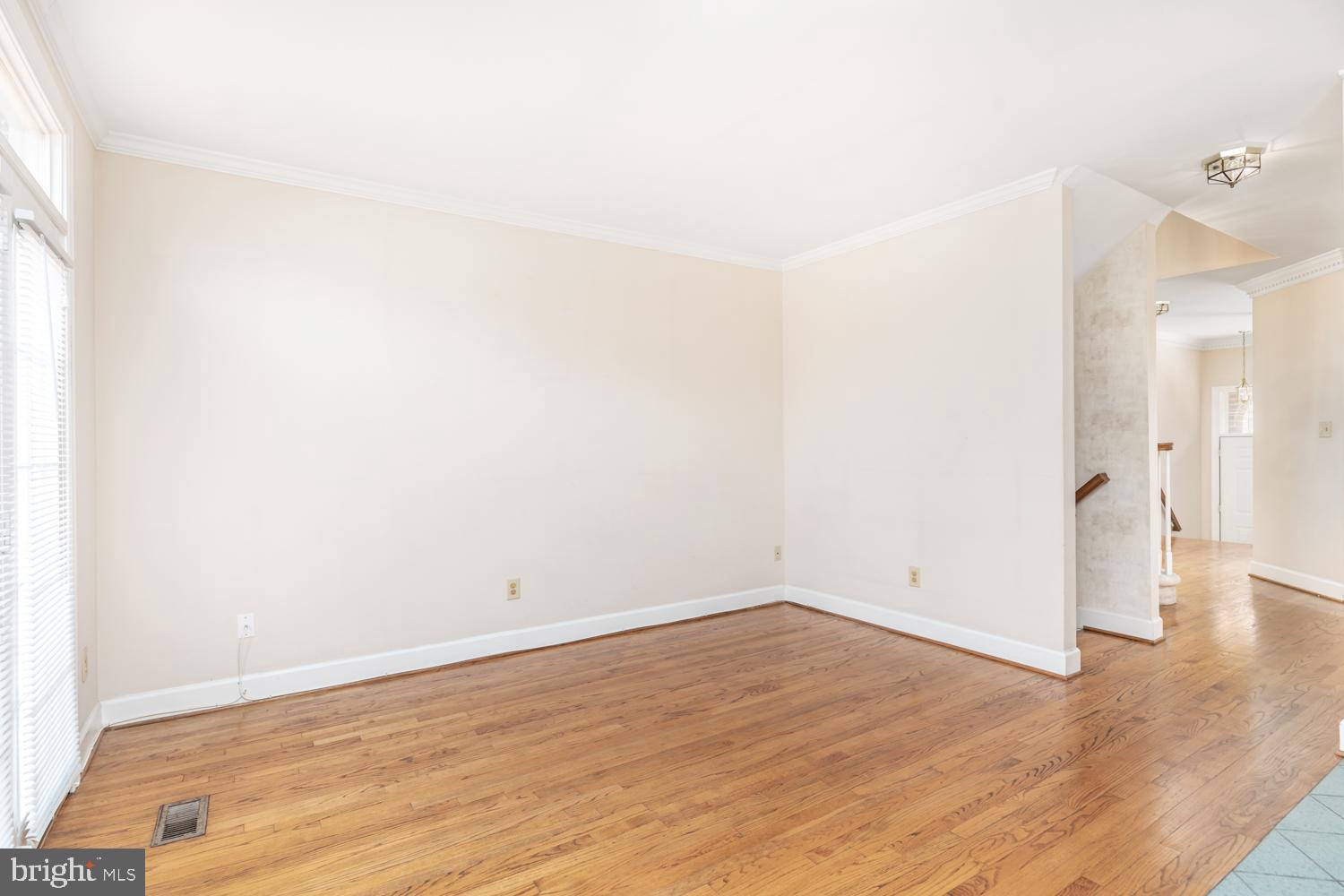 8165 MADRILLON COURT