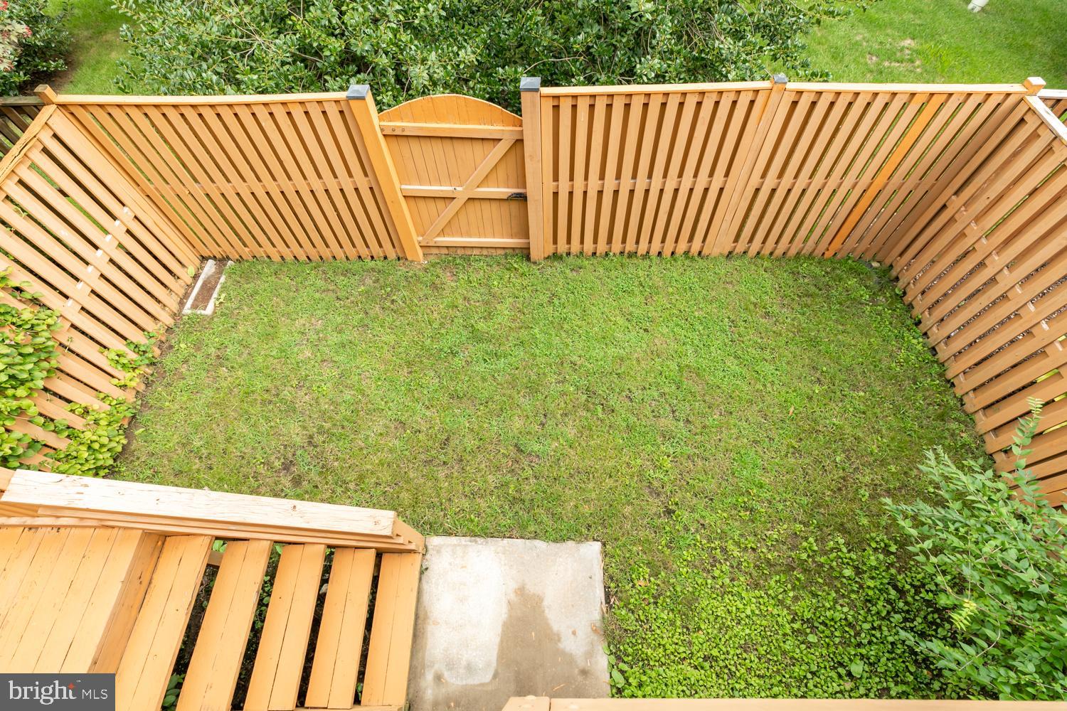 8165 MADRILLON COURT