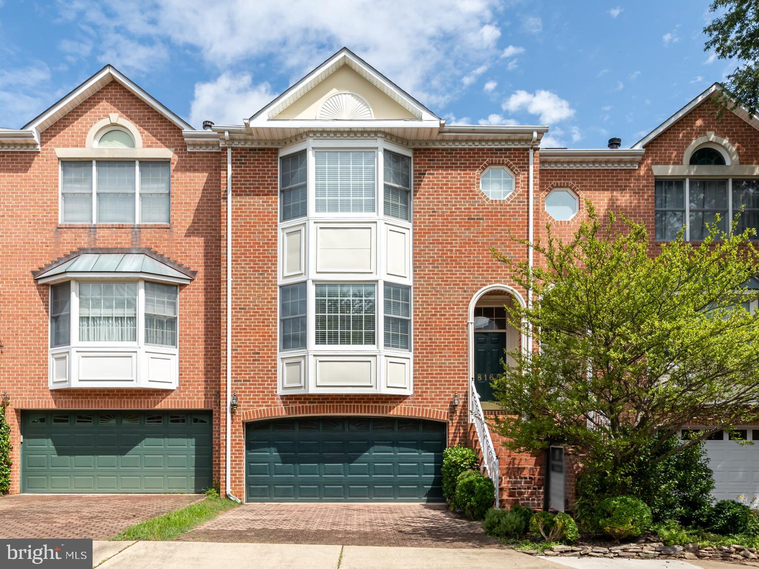 8165 MADRILLON COURT