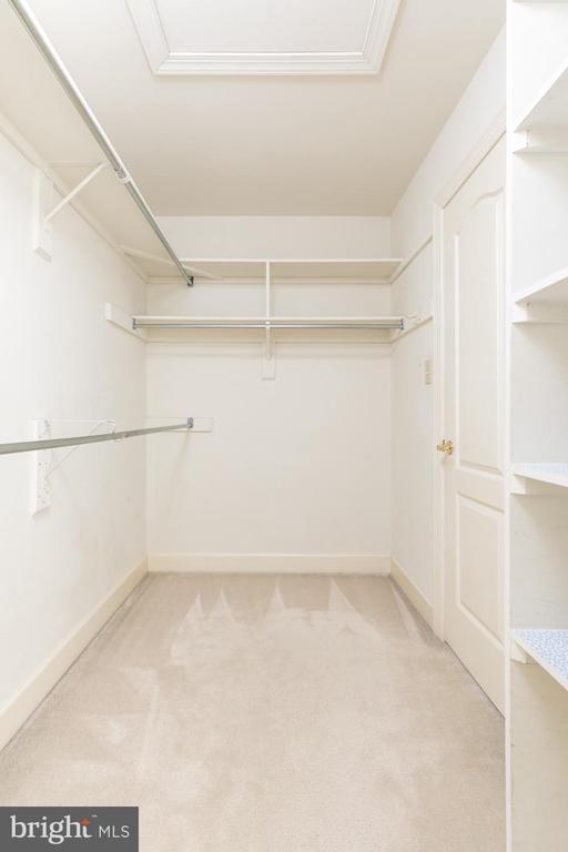 8165 MADRILLON COURT