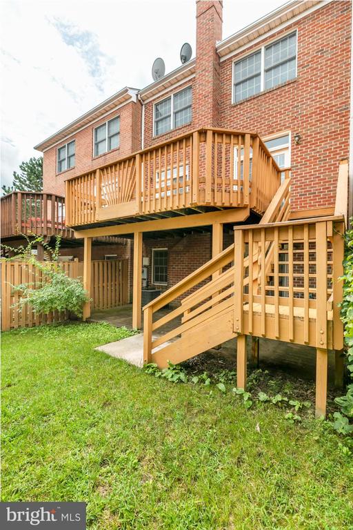 8165 MADRILLON COURT