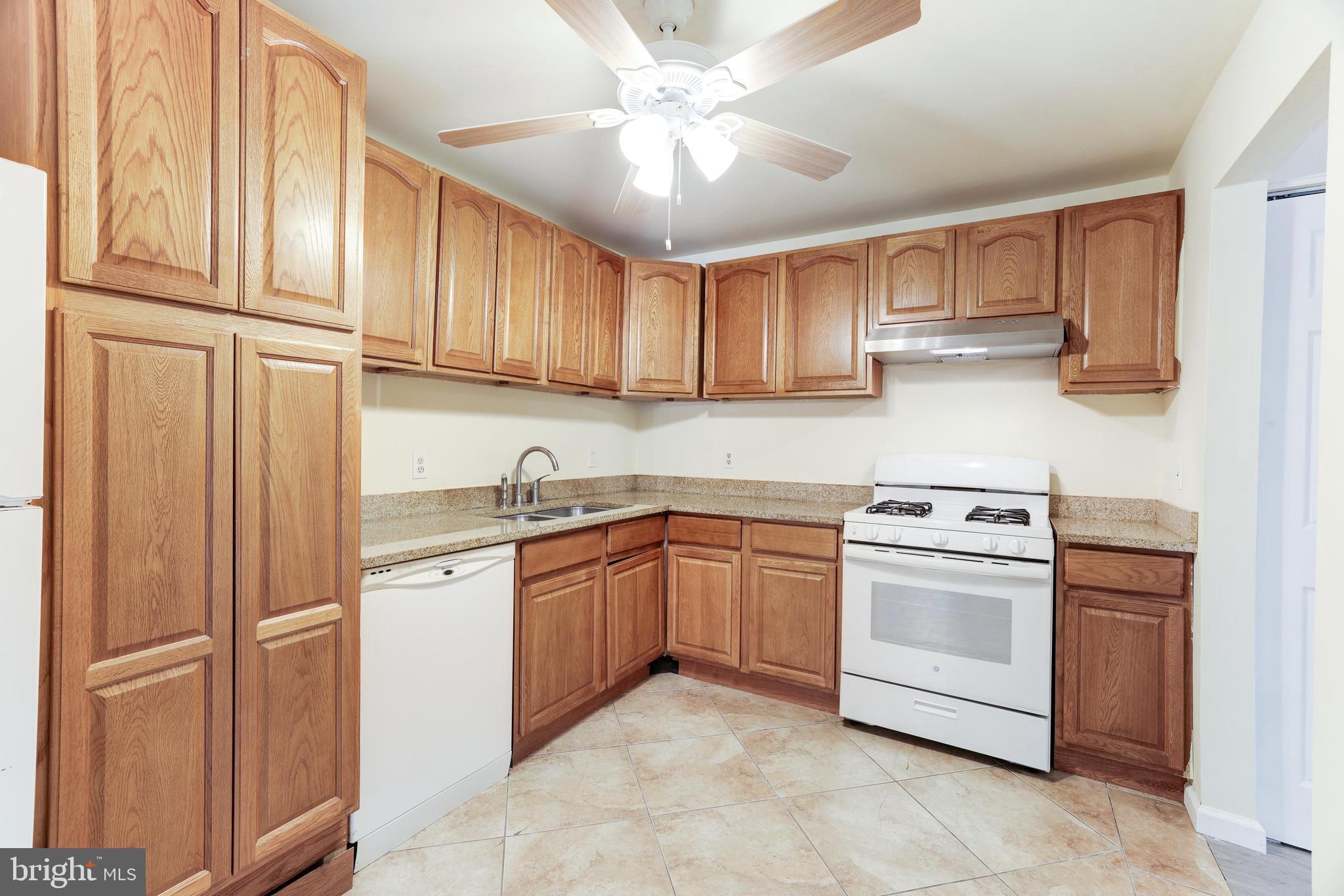 7905 DASSETT COURT 101