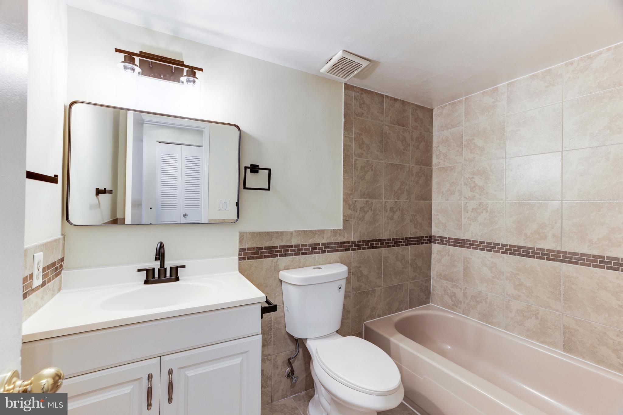 7905 DASSETT COURT 101