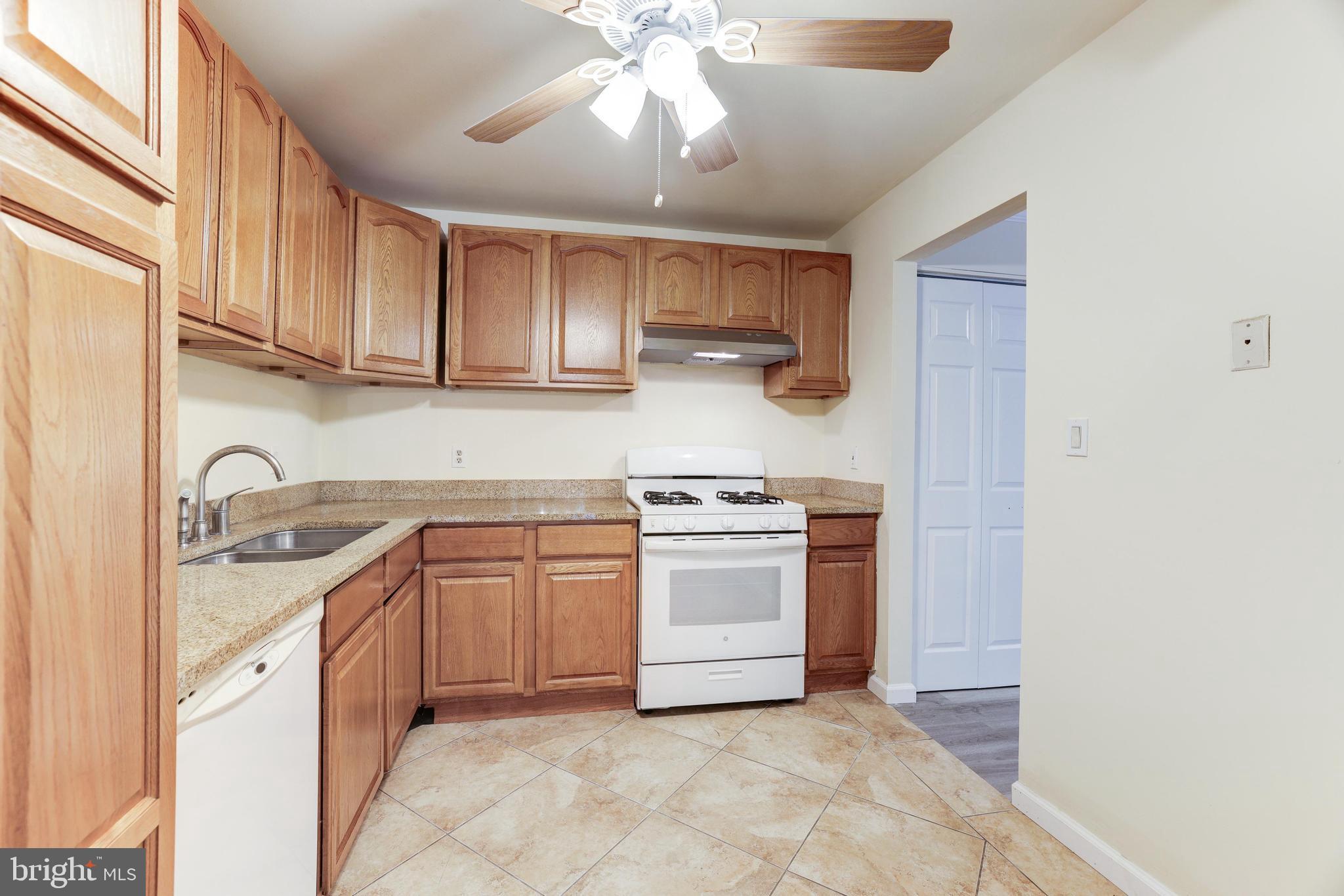 7905 DASSETT COURT 101