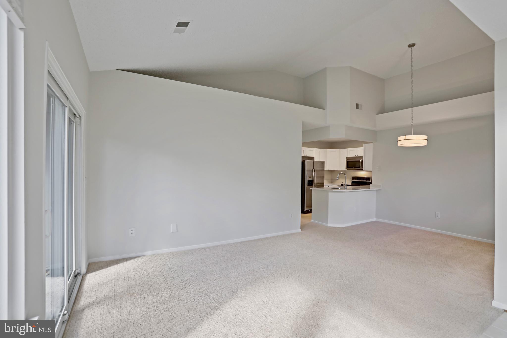 11737 SUMMERCHASE CIRCLE B