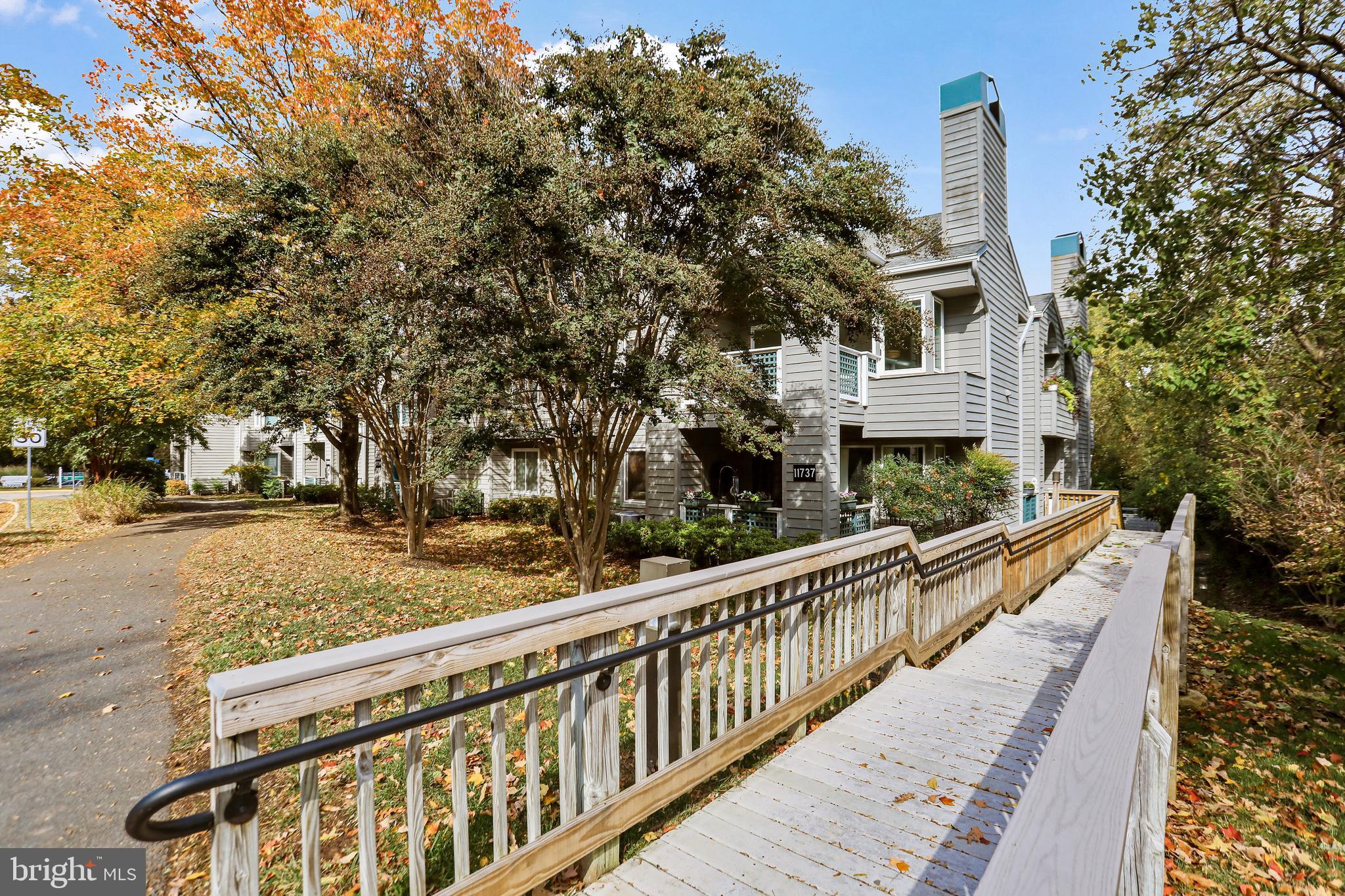 11737 SUMMERCHASE CIRCLE B