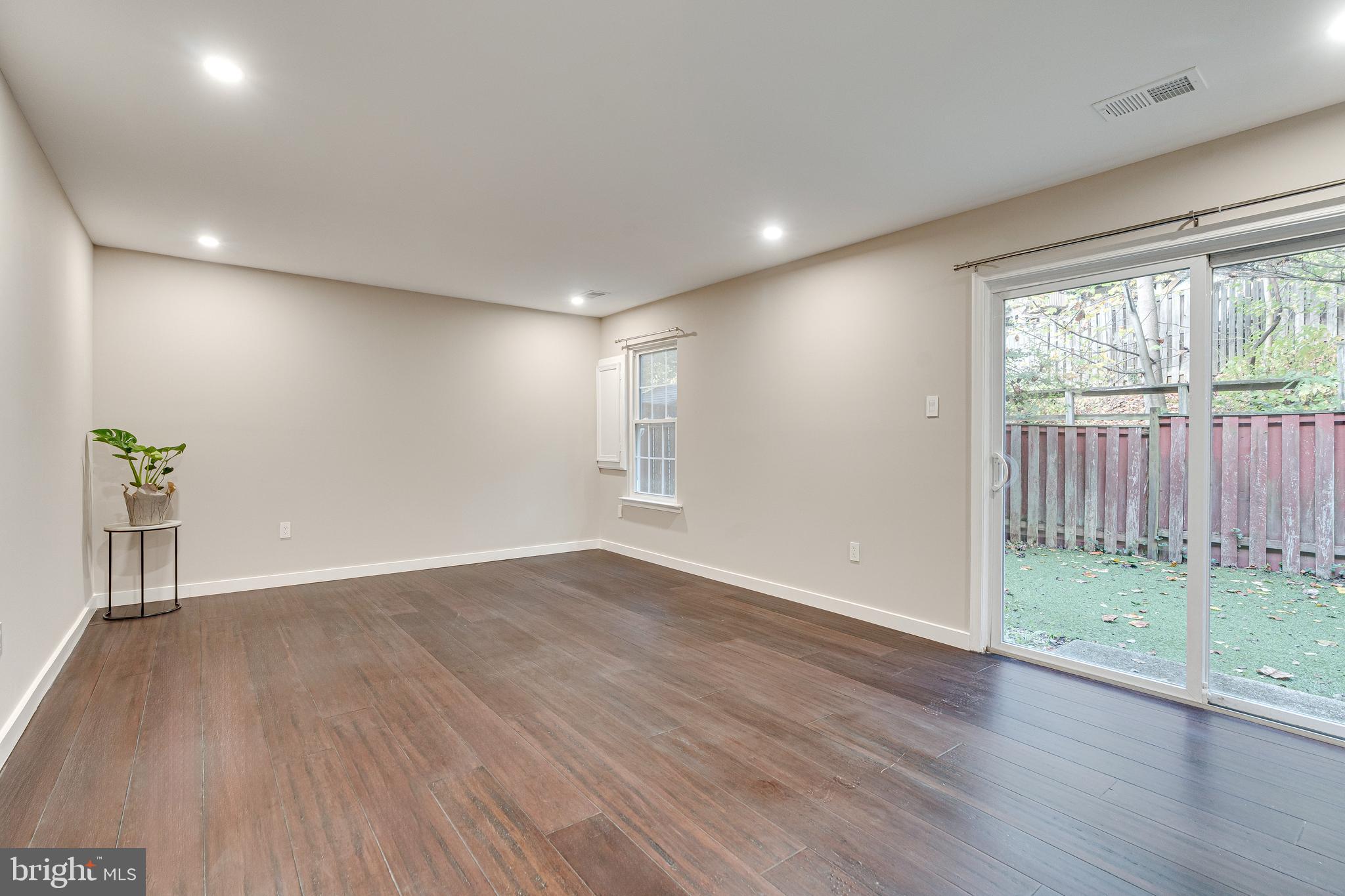 6153 FOREST CREEK LANE