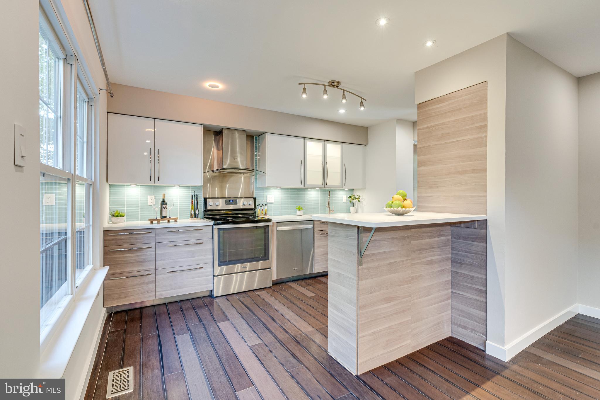 6153 FOREST CREEK LANE