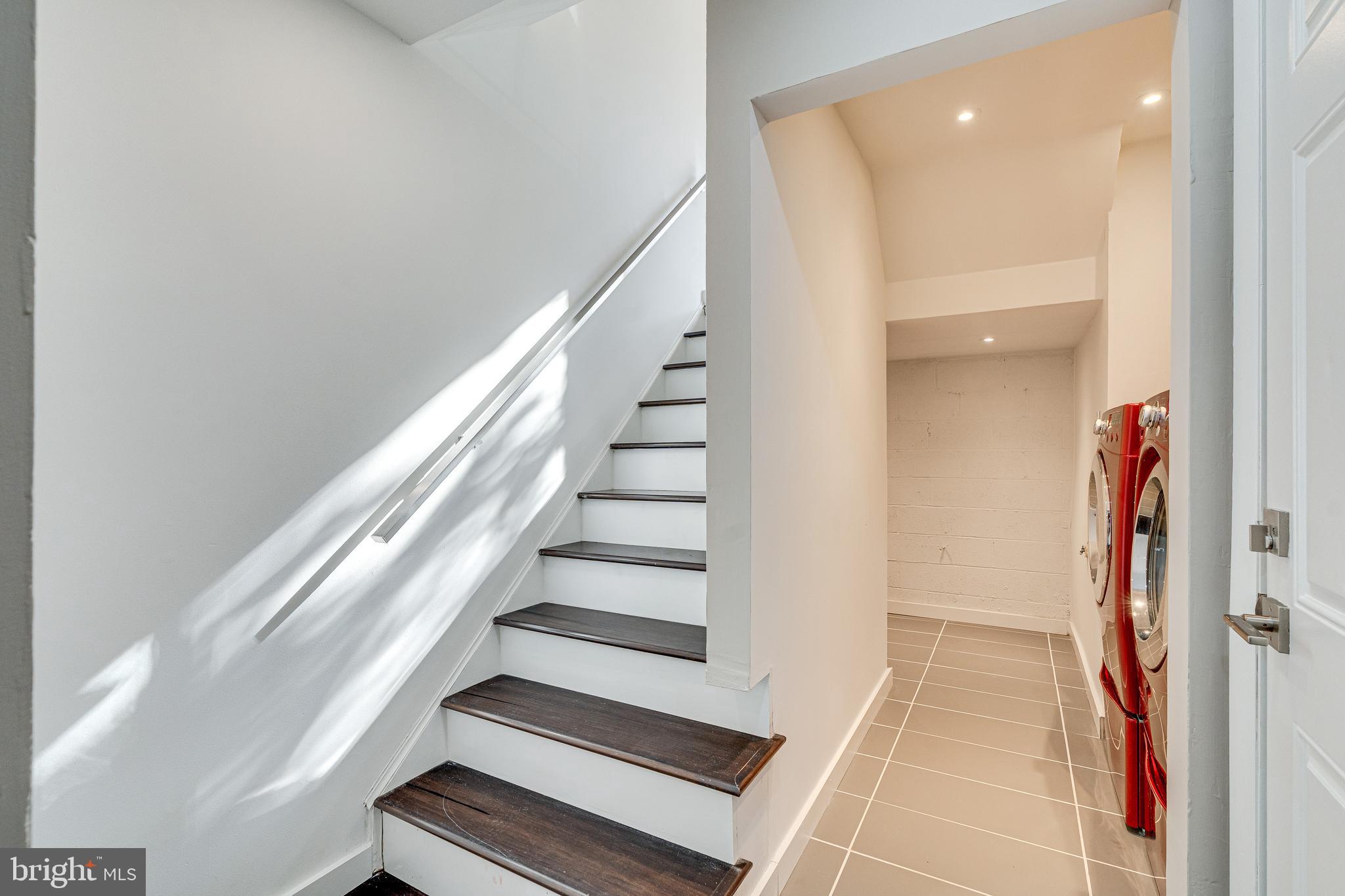 6153 FOREST CREEK LANE