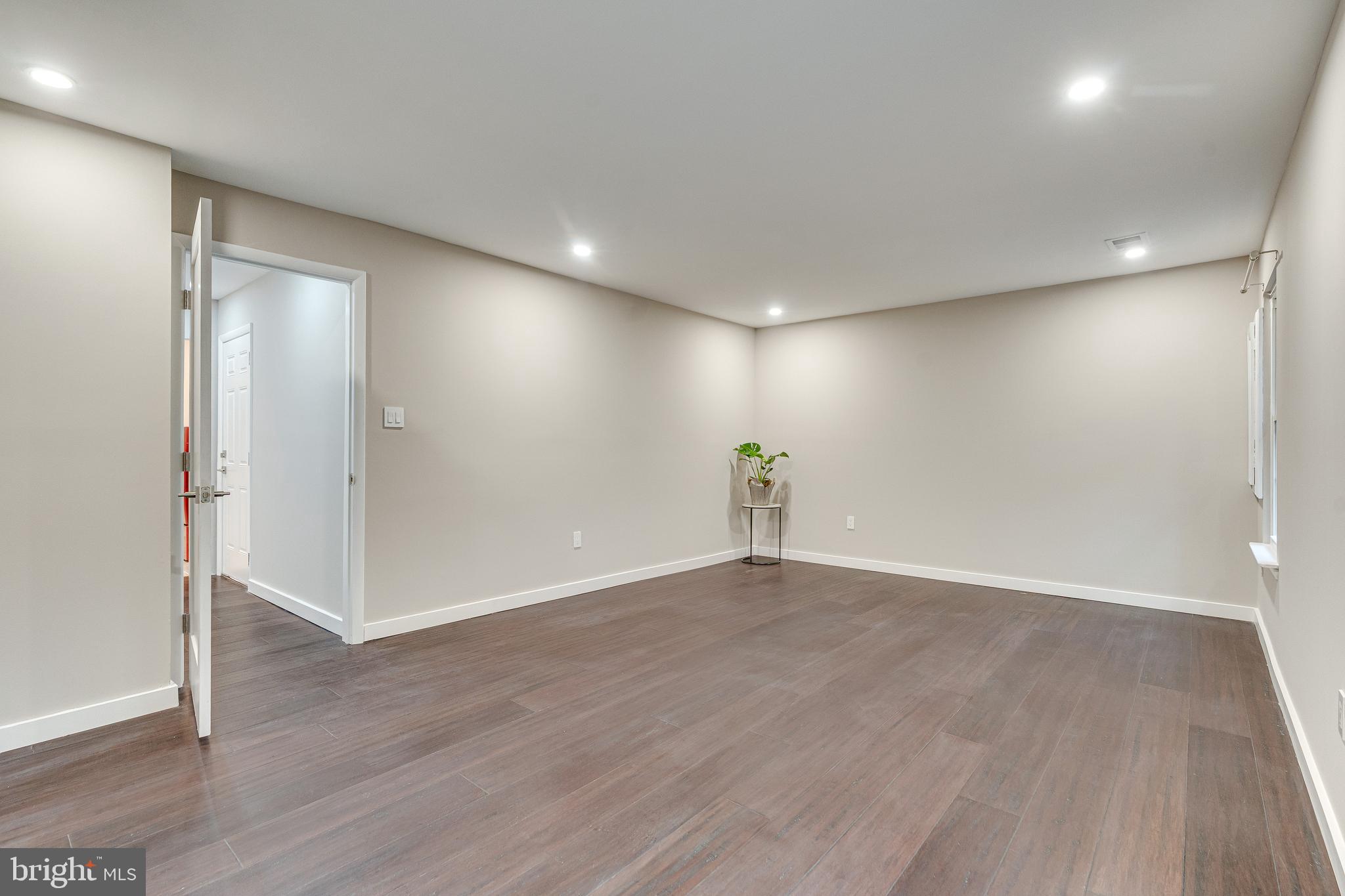 6153 FOREST CREEK LANE