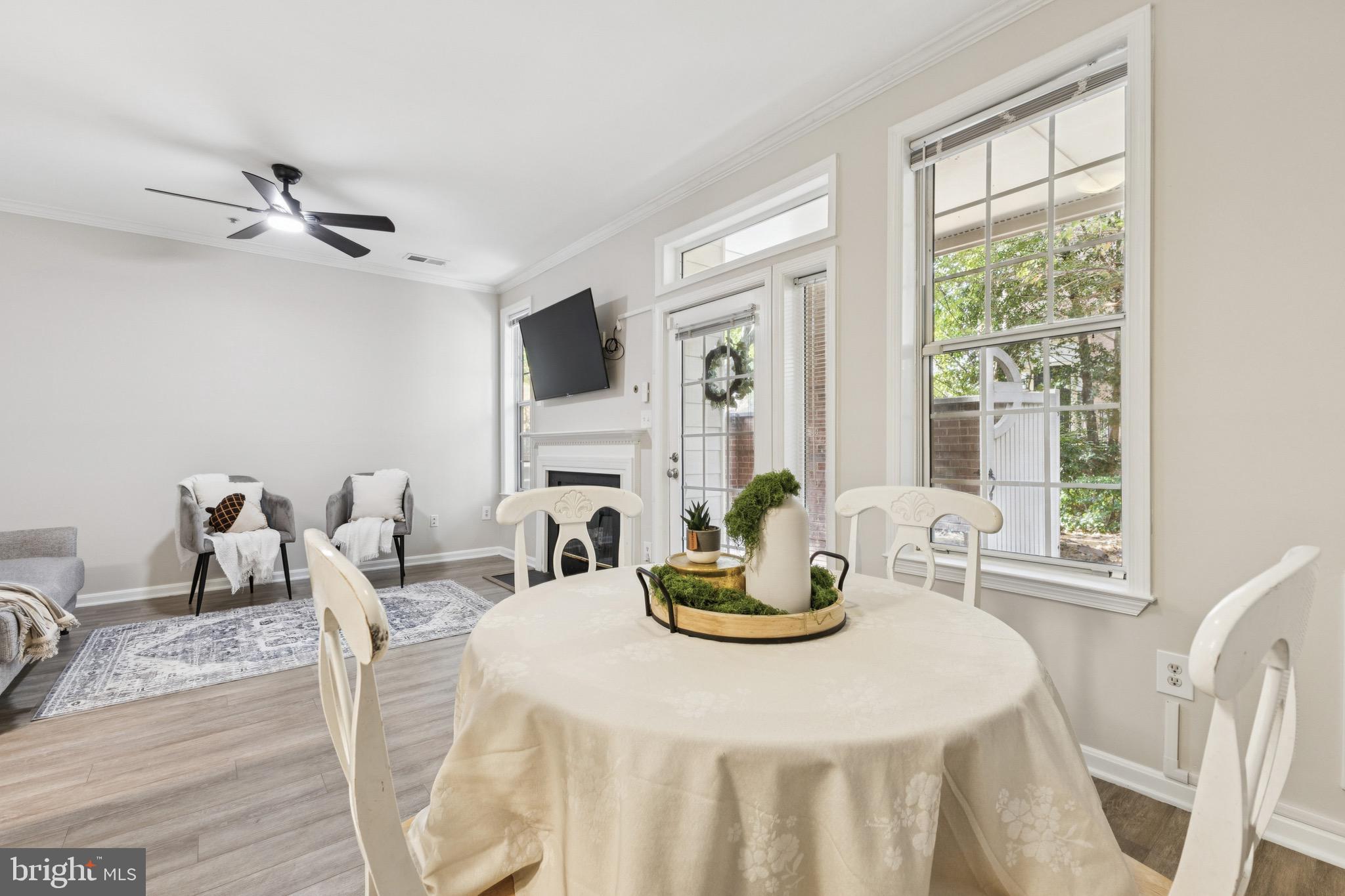 1361 GARDEN WALL CIRCLE 701