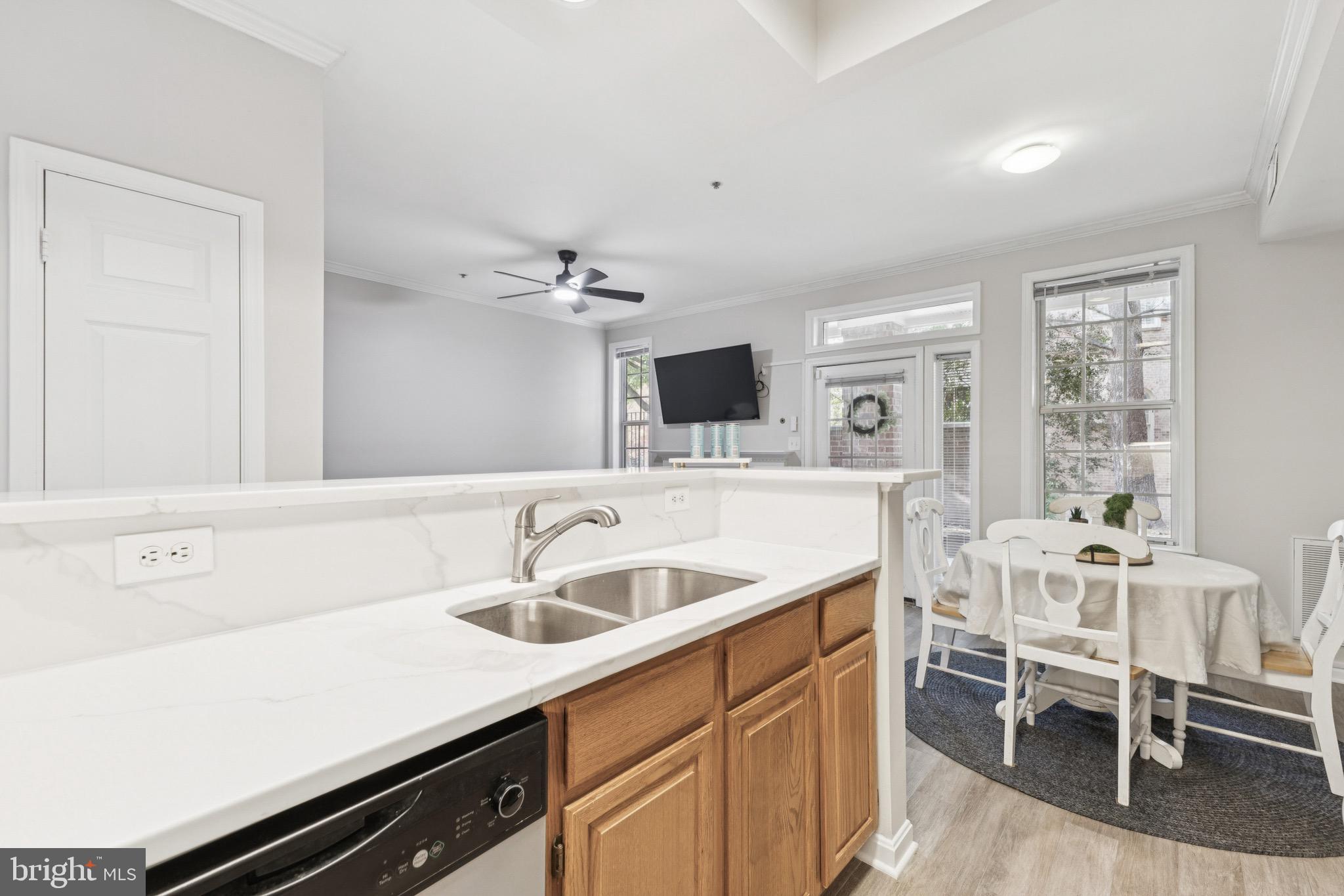 1361 GARDEN WALL CIRCLE 701