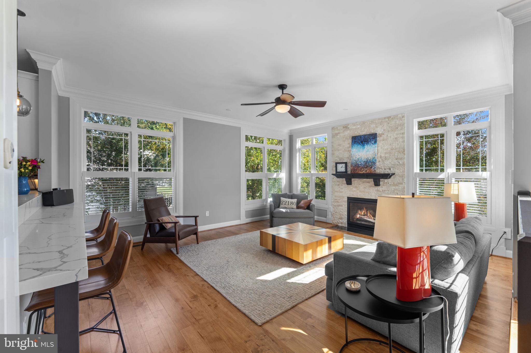 103 MOORE AVENUE SE