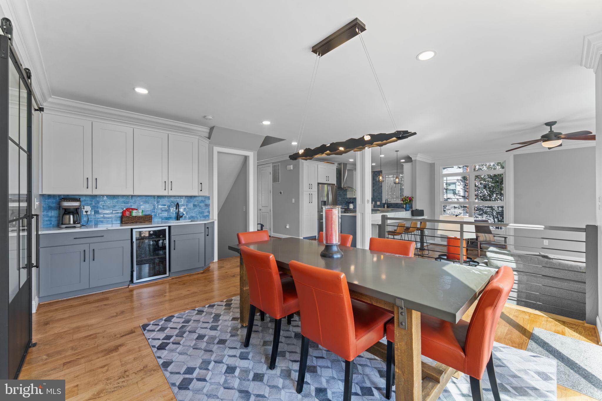 103 MOORE AVENUE SE