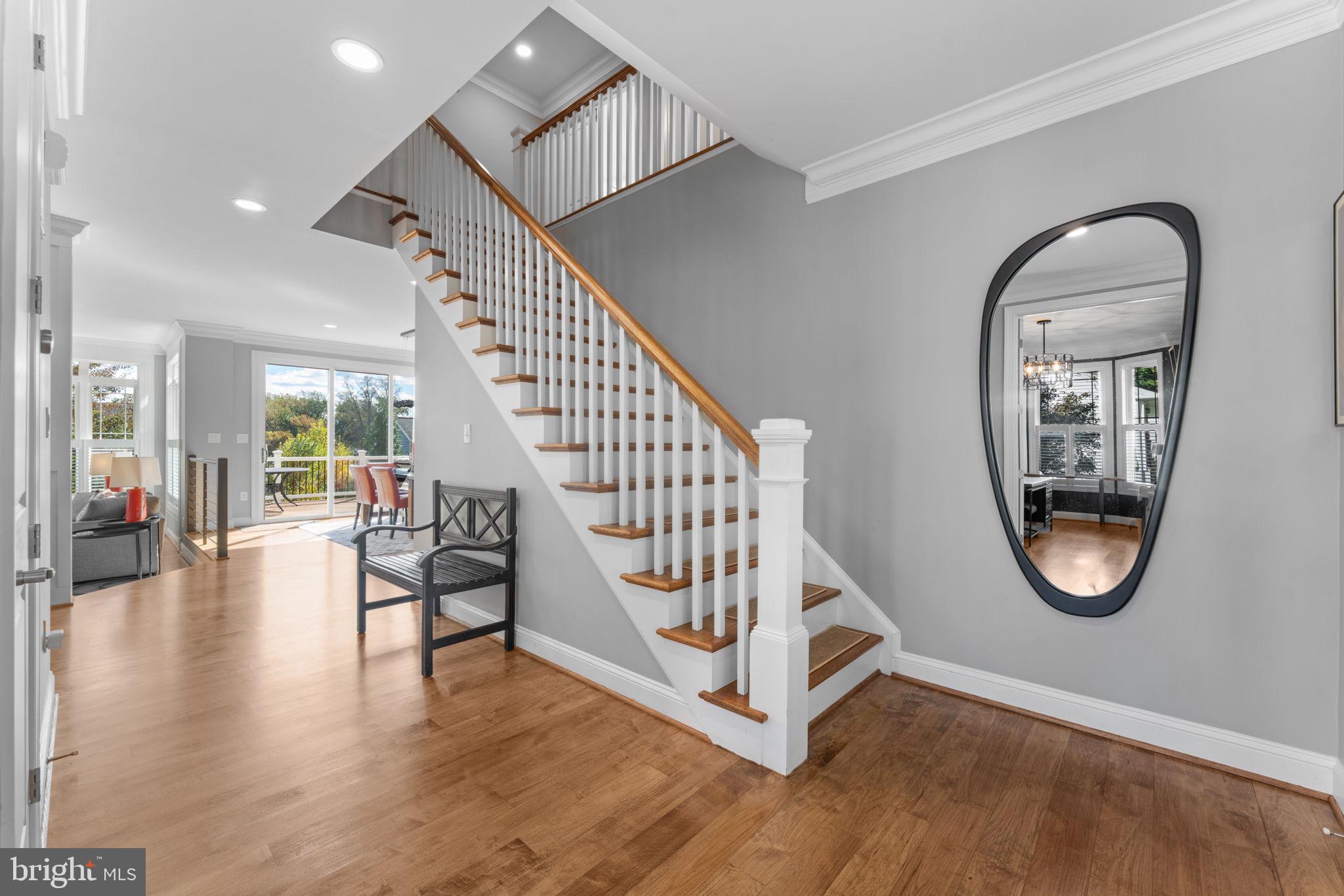 103 MOORE AVENUE SE