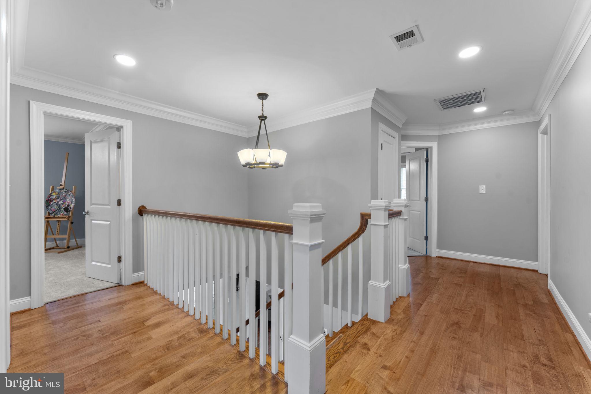 103 MOORE AVENUE SE
